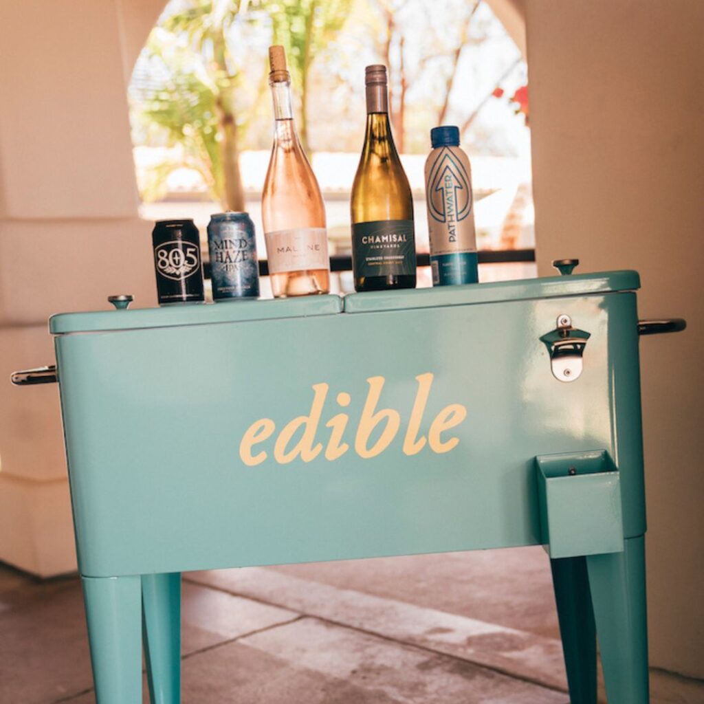 Edible photo of ice box with drinks on top
