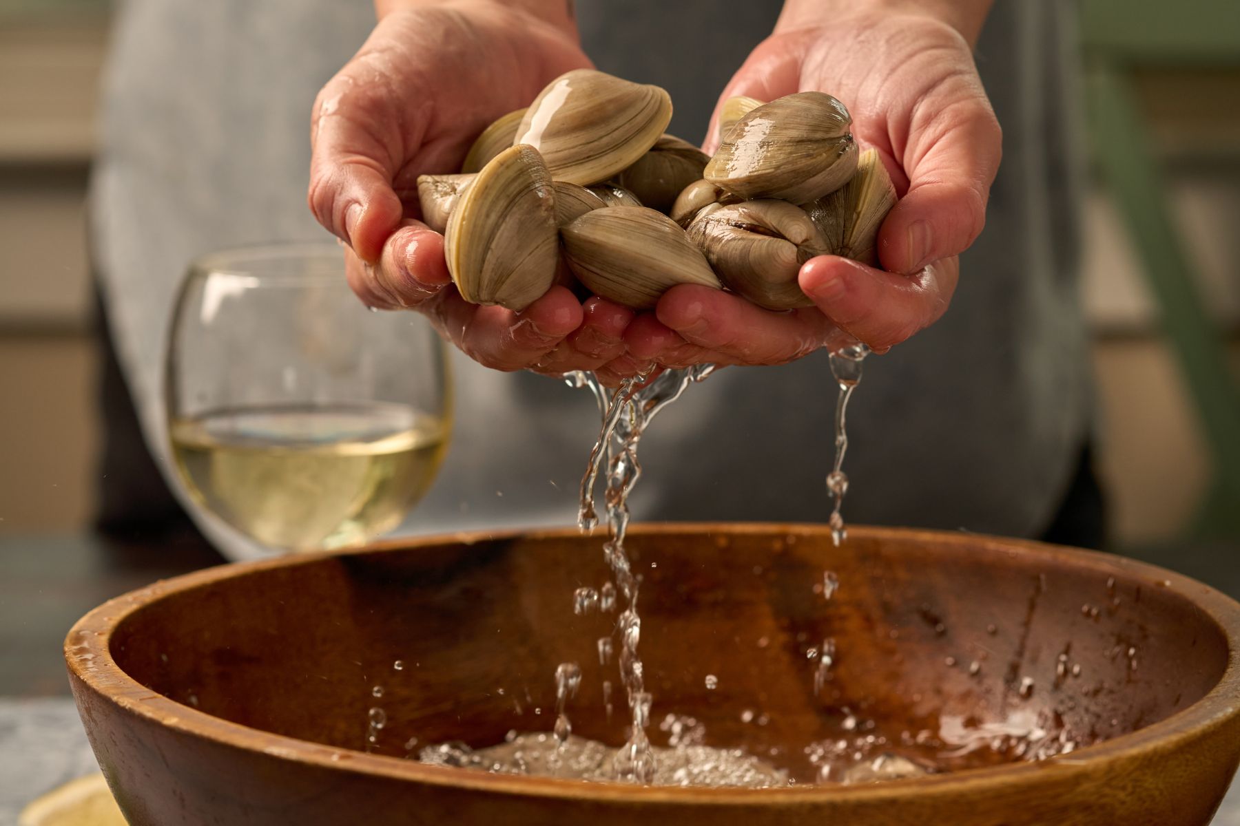 Photo of water and clams
